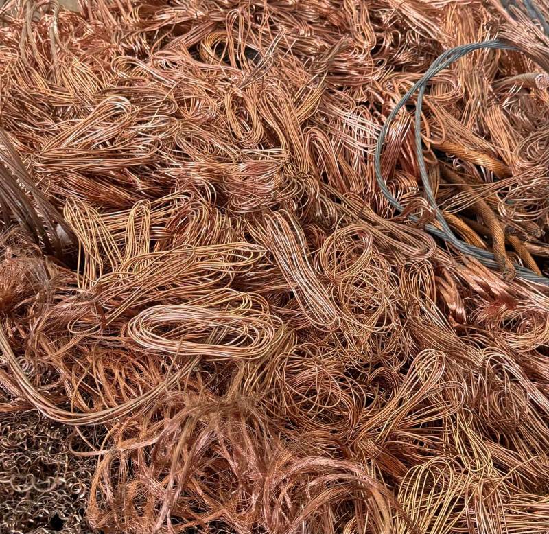 Revente de métaux dans le secteur de Beuzeville (27)